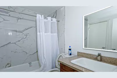 10920 Village Bend Lane #920, Houston, TX 77072 - Photo 17