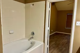 10806 Tobar Falls Cir, Houston, TX 77064 - Photo 17