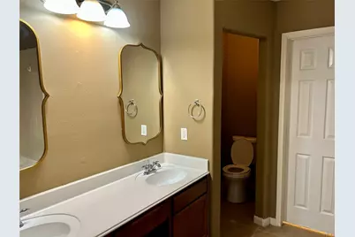 10806 Tobar Falls Circle, Houston, TX 77064 - Photo 15