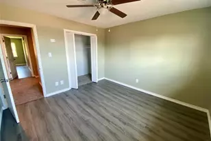 8922 Glacier Ave, Texas City, TX 77591 - Photo 17