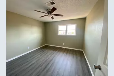 8922 Glacier Avenue, Texas City, TX 77591 - Photo 15