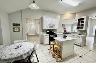 11036 Mistic Moon Ct, Houston, TX 77064 - Photo 9