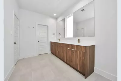 13109 Moncloa Drive, Houston, TX 77047 - Photo 21