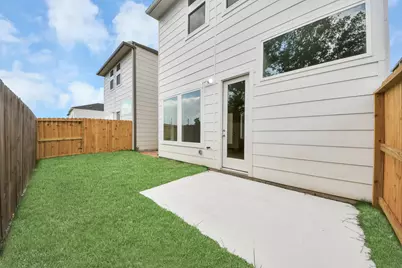 13109 Moncloa Drive, Houston, TX 77047 - Photo 33