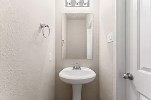 115 Black Swan Pl, The Woodlands, TX 77354 - Photo 11