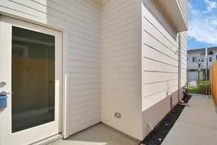 4707 Oats St, Houston, TX 77020 - Photo 3