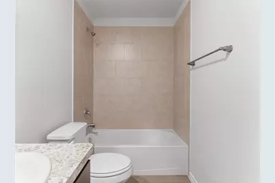 306 N Orange Street, Sweeny, TX 77480 - Photo 29