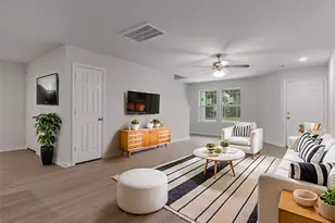 306 N Orange St, Sweeny, TX 77480 - Photo 7