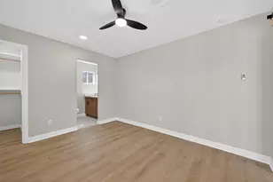 889 Chas Ln, Houston, TX 77091 - Photo 25