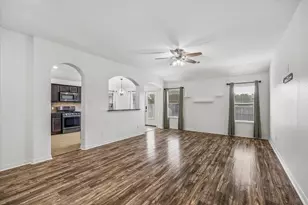 7315 Lyndhurst Village Ln, Spring, TX 77379 - Photo 13