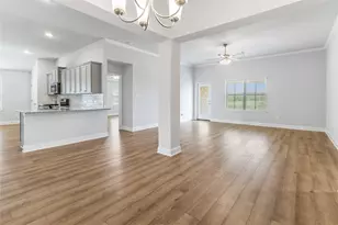 4320 Leslie's Way, Dickinson, TX 77539 - Photo 9