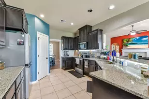 7829 N Humble Camp Rd, Texas City, TX 77539 - Photo 9