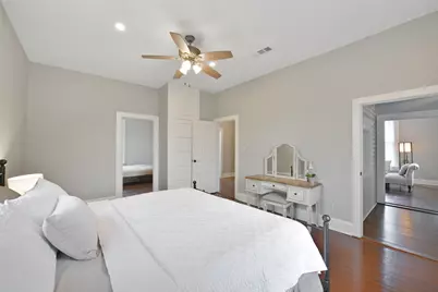 3427 Avenue L, Galveston, TX 77550 - Photo 17