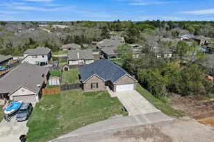 12426 Hackberry Dr, Willis, TX 77318 - Photo 39