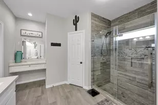 12426 Hackberry Dr, Willis, TX 77318 - Photo 25