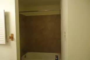 12500 Sandpiper Dr, Houston, TX 77035 - Photo 5