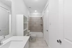 4605 Lavatera St, Houston, TX 77018 - Photo 35