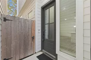 4605 Lavatera St, Houston, TX 77018 - Photo 7