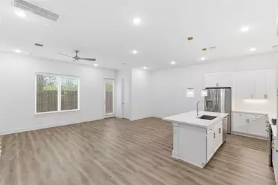 4605 Lavatera Street, Houston, TX 77018 - Photo 9