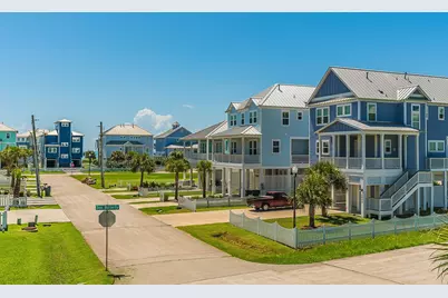 11642 Sea Butterfly, Galveston, TX 77554 - Photo 37