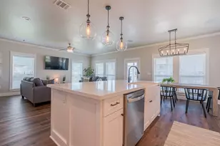 11642 Sea Butterfly, Galveston, TX 77554 - Photo 13