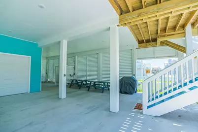11642 Sea Butterfly, Galveston, TX 77554 - Photo 3
