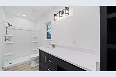 17411 Rolling Hill Lane, Waller, TX 77484 - Photo 11