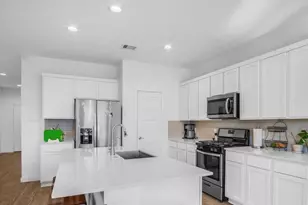 14258 Wonder Lake Ln, Conroe, TX 77384 - Photo 5