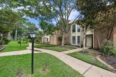 800 Country Place Drive #1102, Houston, TX 77079 - Photo 1