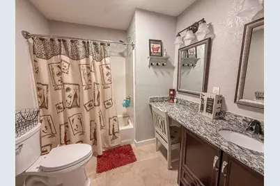 224 Maple Drive, Hitchcock, TX 77563 - Photo 11