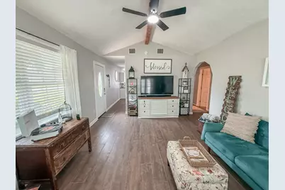 224 Maple Drive, Hitchcock, TX 77563 - Photo 3