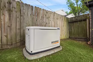 13914 Myrtlea Dr, Houston, TX 77079 - Photo 23