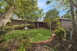 13914 Myrtlea Dr, Houston, TX 77079 - Photo 21