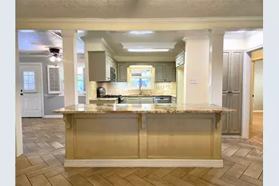 2527 Willowby Drive, Houston, TX 77008 - Photo 3