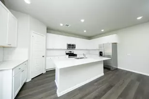 15452 Woody Hvn Dr, Conroe, TX 77302 - Photo 9