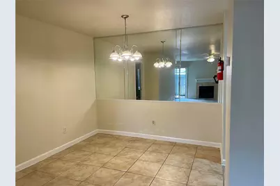 9797 Leawood Boulevard #1405, Houston, TX 77099 - Photo 5