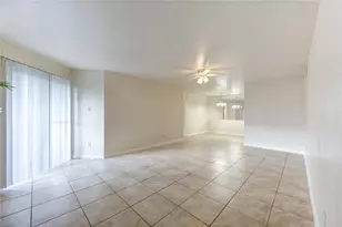9797 Leawood Blvd, Houston, TX 77099 - Photo 3