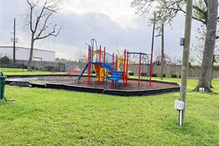 1119 Verret Ln, Houston, TX 77090 - Photo 27