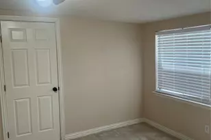 17401 Red Oak Dr, Houston, TX 77090 - Photo 7