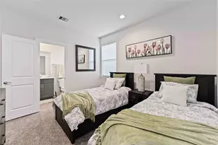 1013 Erin St, Houston, TX 77009 - Photo 15