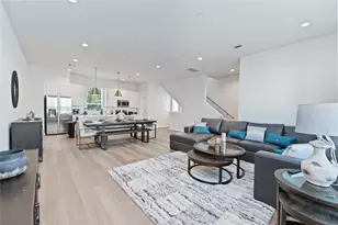 1013 Erin St, Houston, TX 77009 - Photo 9
