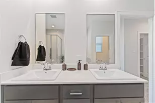 1013 Erin St, Houston, TX 77009 - Photo 21