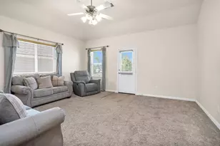 223 Shoreview Dr, Conroe, TX 77303 - Photo 15