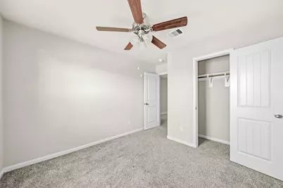 7543 Highland Chase Drive, Richmond, TX 77407 - Photo 9