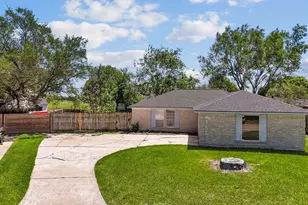 3213 Wavecrest St, League City, TX 77573 - Photo 3