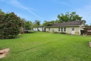 2713 Cos St, Liberty, TX 77575 - Photo 33