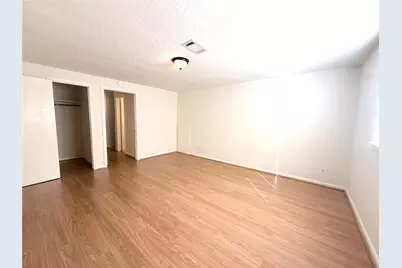 9706 Crestdale Circle, Houston, TX 77080 - Photo 21