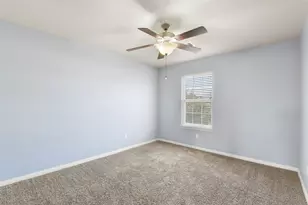 11711 Red Hummingbird Dr, Houston, TX 77047 - Photo 21