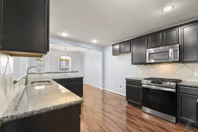11711 Red Hummingbird Drive, Houston, TX 77047 - Photo 11