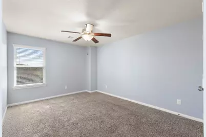 11711 Red Hummingbird Drive, Houston, TX 77047 - Photo 23